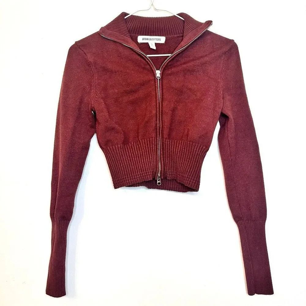 Urban Outfitters Everleigh Cropped Two-Way Zip-Up Knit Cardigan Burgundy Small